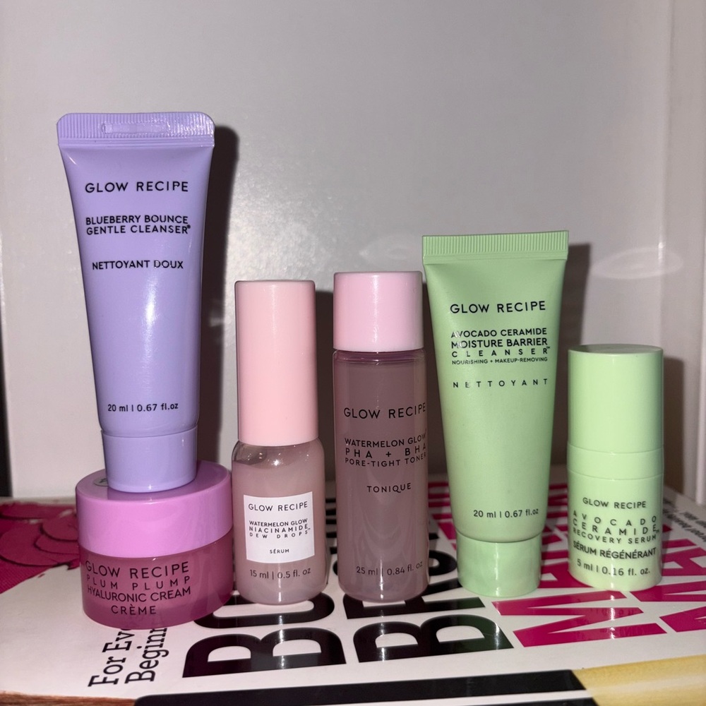 ✨Glow Recipe Mini bundle✨ - Picture 2 of 4